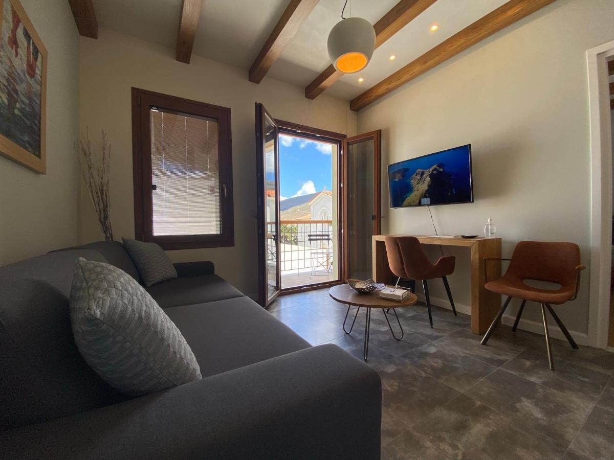 Andros 4 All Seasons Villas & Suites Ormos  외부 사진