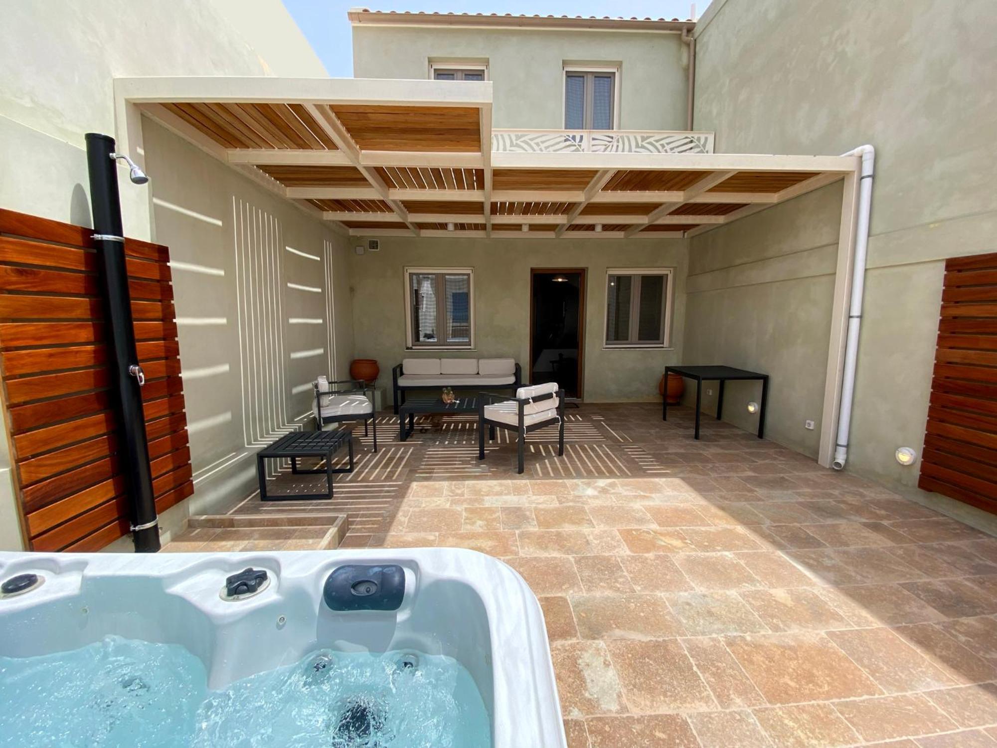 Andros 4 All Seasons Villas & Suites Ormos  외부 사진