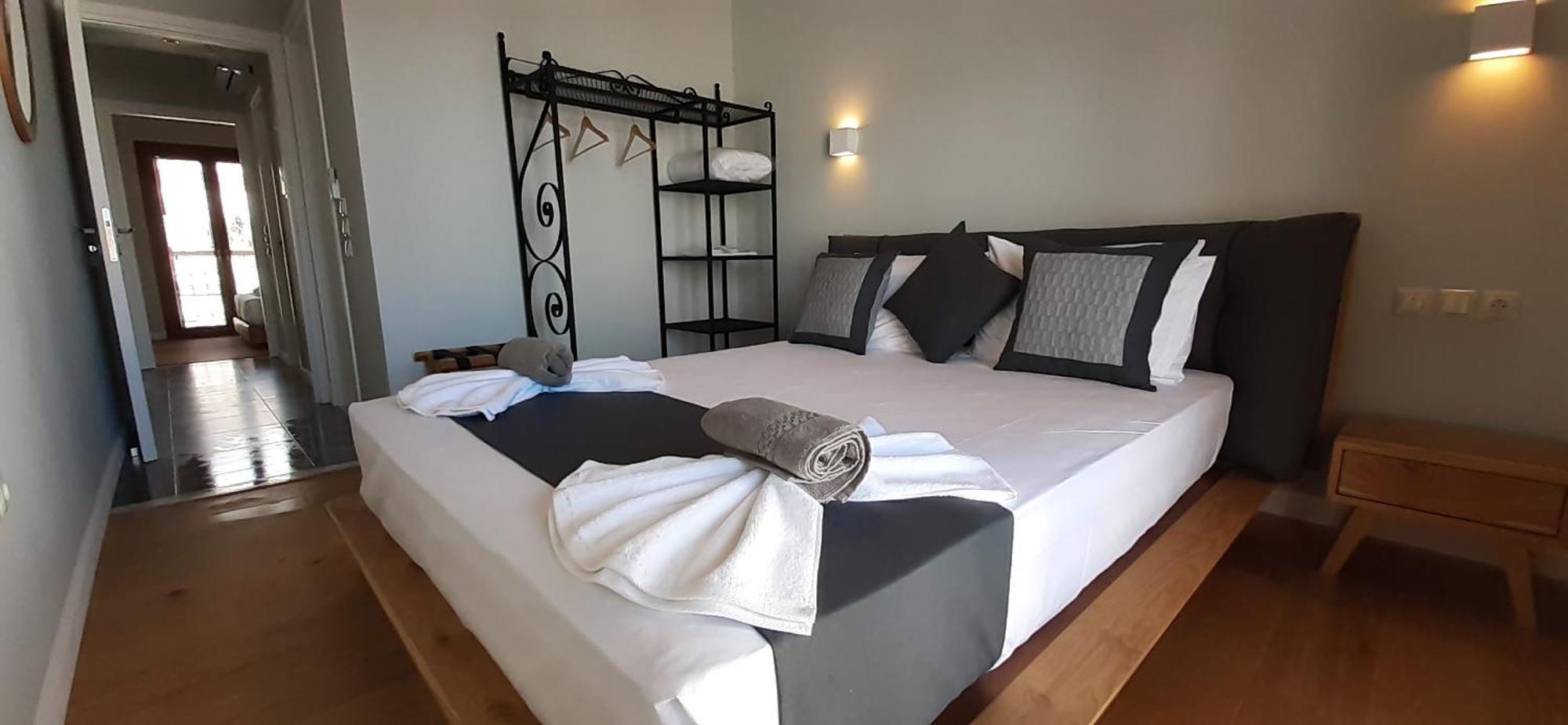Andros 4 All Seasons Villas & Suites Ormos  객실 사진
